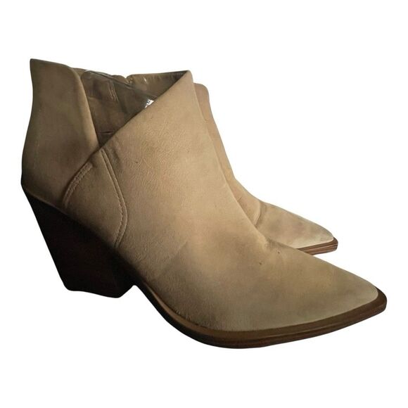Vince Camuto Grendan Western Bootie Tan Suede With Block Heel  Size 10 FLAW***** - Picture 6 of 7